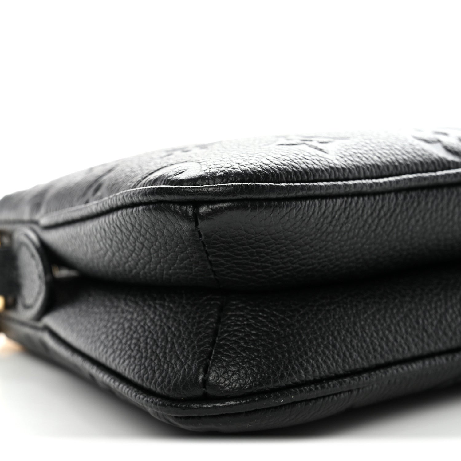 Louis Vuitton Empreinte Monogram Liv Pochette Black