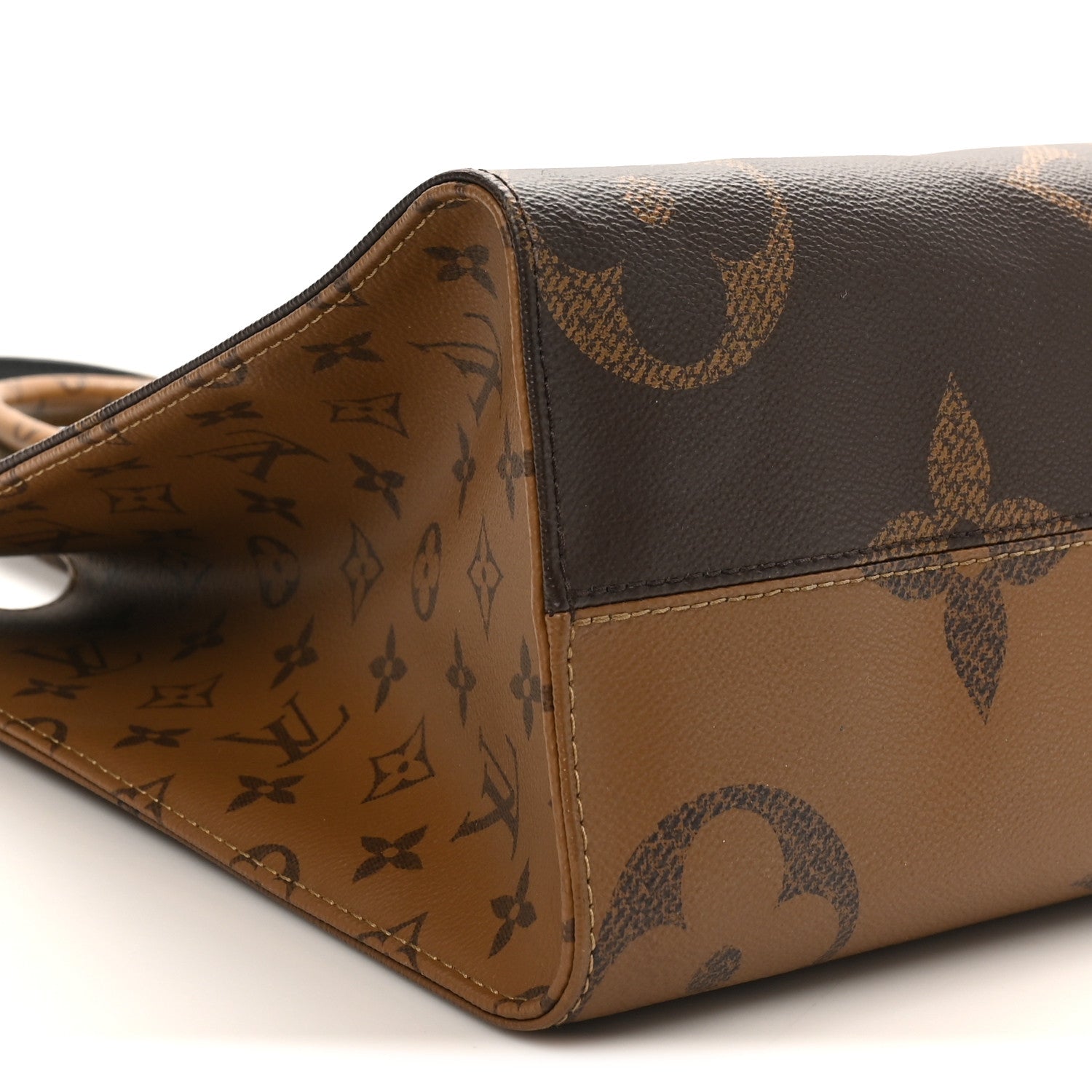 Louis Vuitton Reverse Monogram Giant Onthego MM