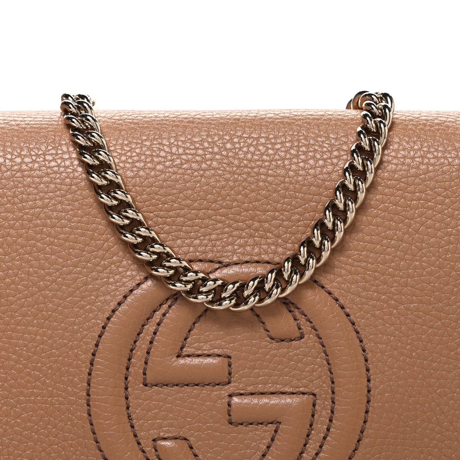 Gucci Pebbled Calfskin Medium Soho Flap Crossbody Camelia
