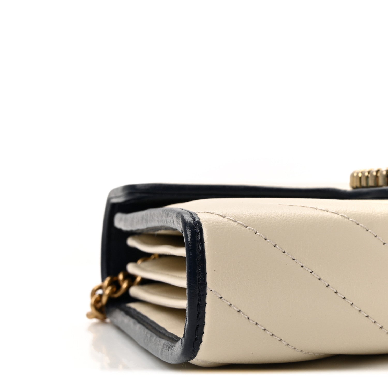 Gucci Vintage Effect Calfskin Matelasse Diagonal Torchon GG Marmont Chain Wallet Mystic White Blue Agata