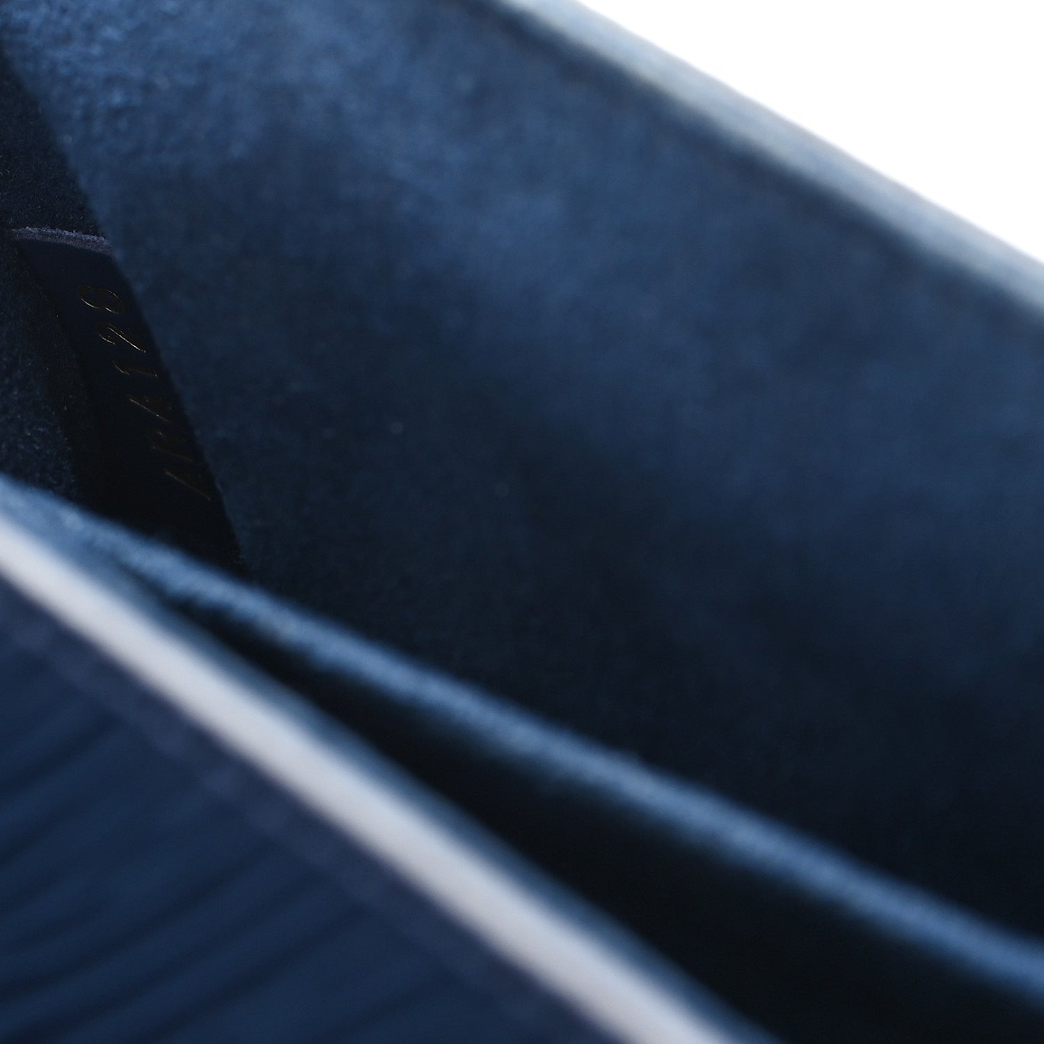 Louis Vuitton Epi Twist Shoulder Bag MM Indigo