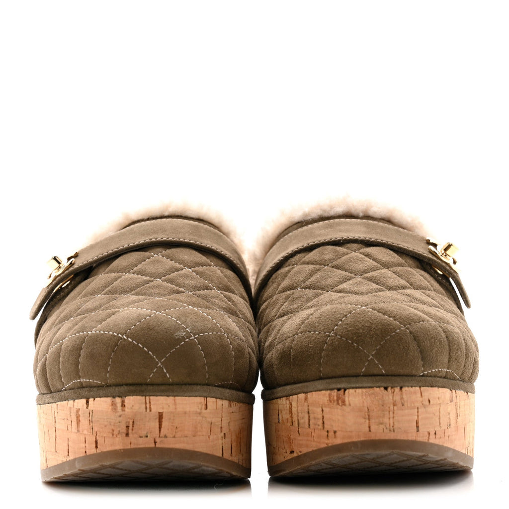 Chanel Suede Calfskin Shearling Turn Lock Clogs 38 Green