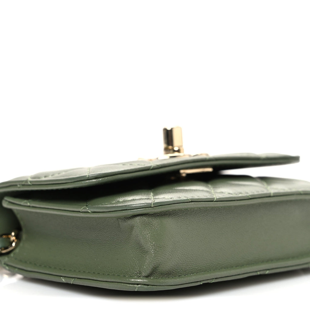 Chanel Lambskin Quilted Trendy CC Card Holder On Chain Green