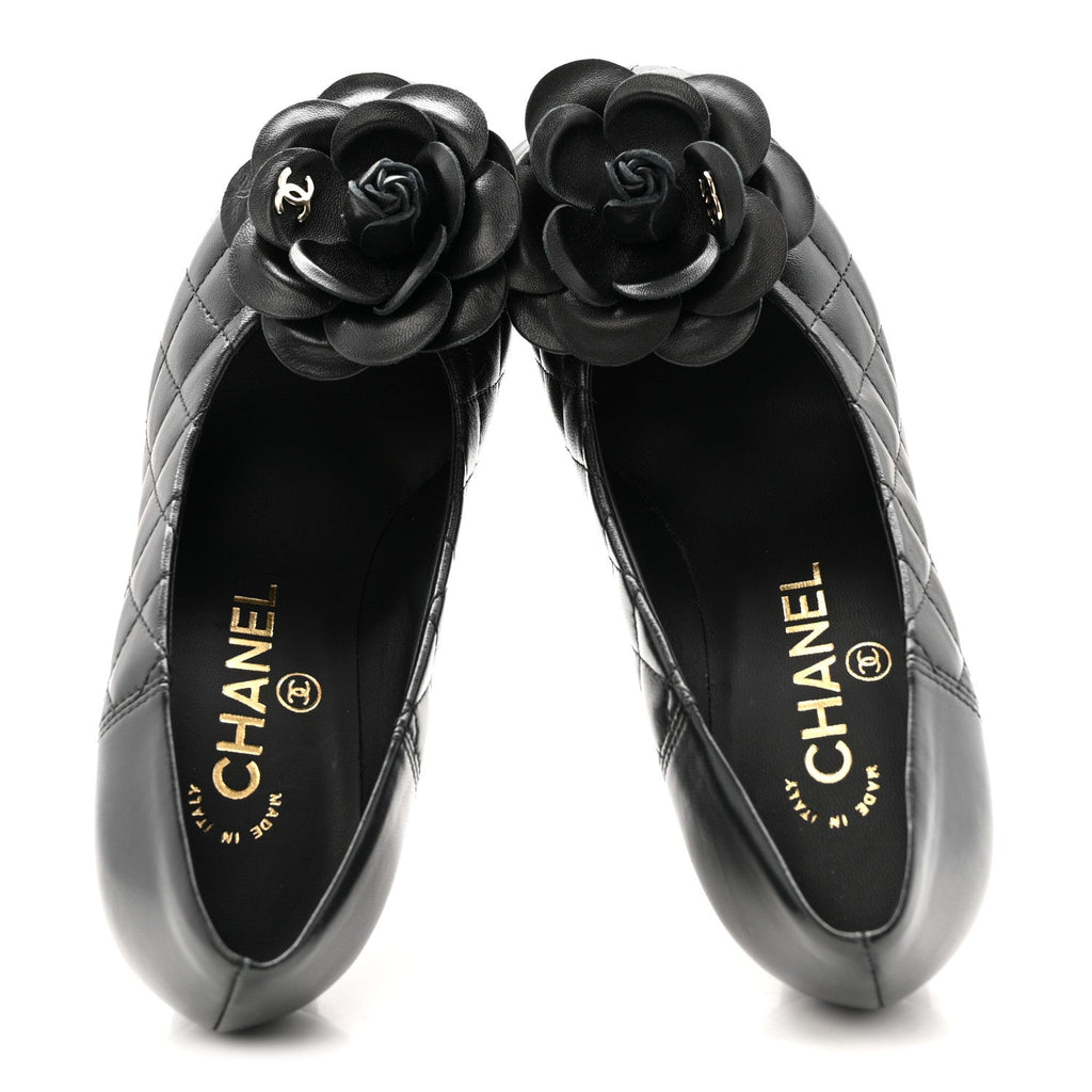 Lambskin Quilted Camellia Pumps 35 Black