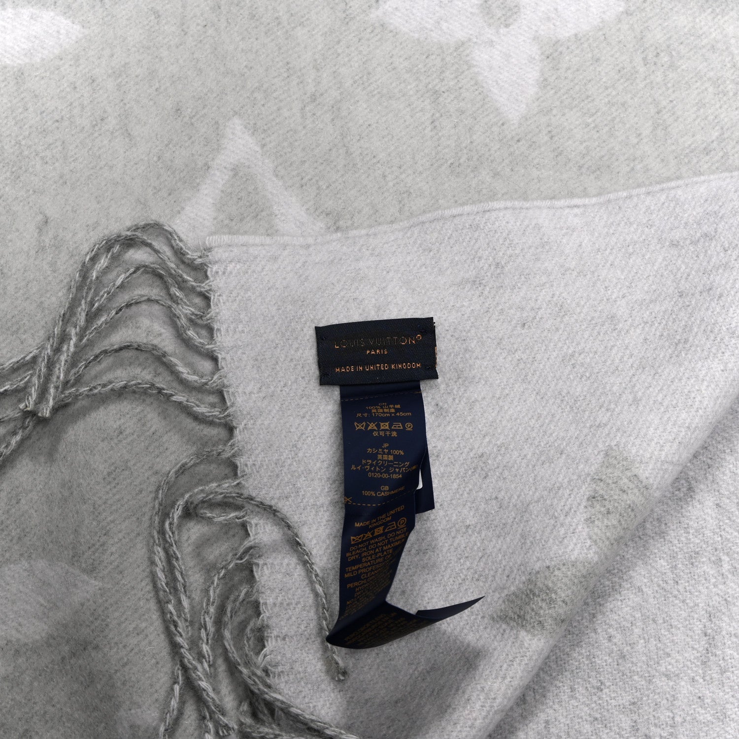 Louis Vuitton Cashmere Monogram Gradient Reykjavik Scarf Grey
