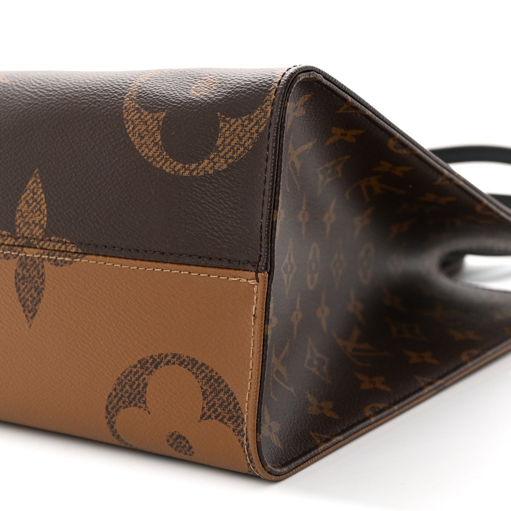 Louis Vuitton Reverse Monogram Giant Onthego MM
