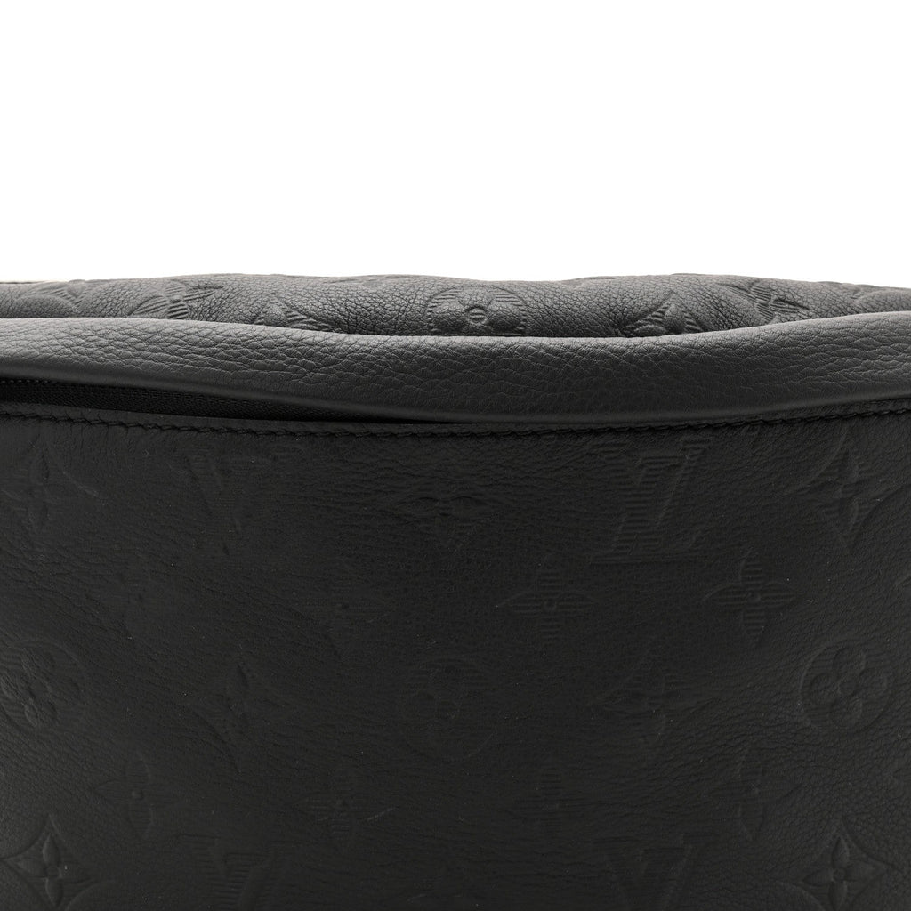 Louis Vuitton Calfskin Monogram Shadow Discovery Bumbag Black