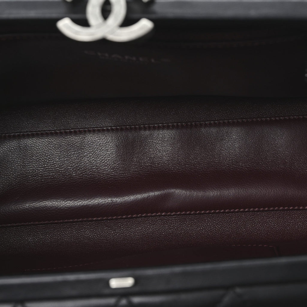 Chanel Lambskin Quilted Kisslock Minaudiere Black
