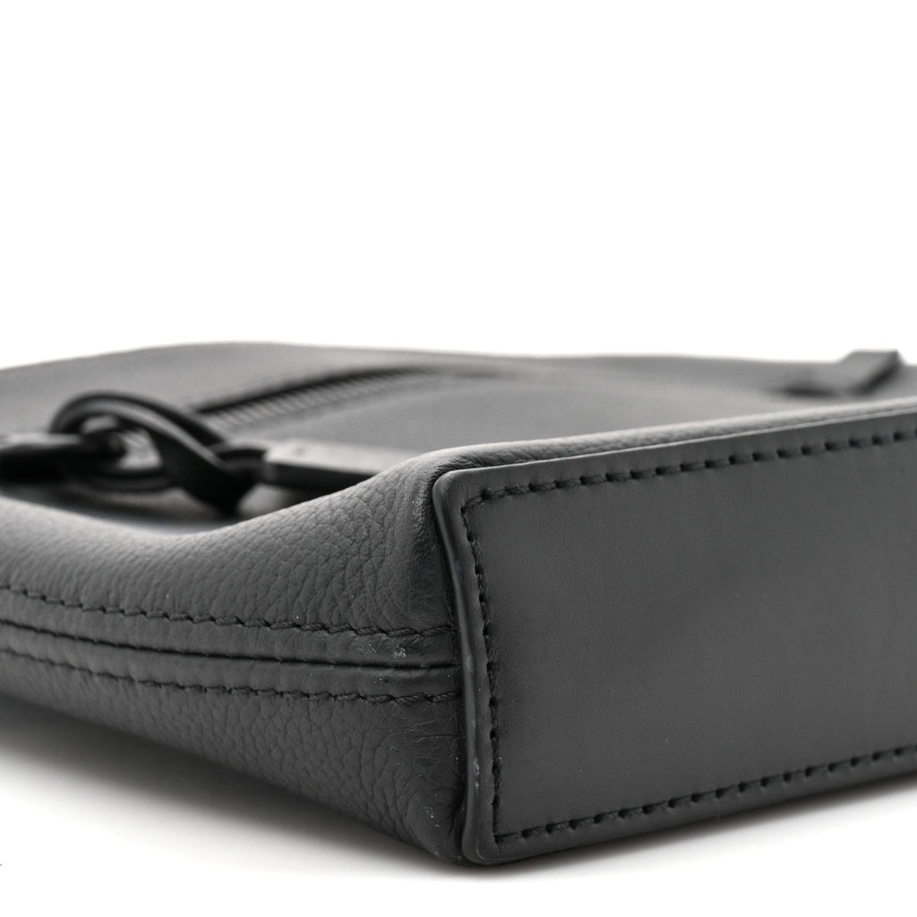 Louis Vuitton Grained Calfskin Aerogram Takeoff Pouch Black
