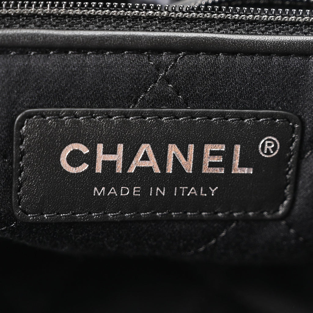 Chanel Tweed Patchwork Quilted Small Chanel 22 Black Pink White