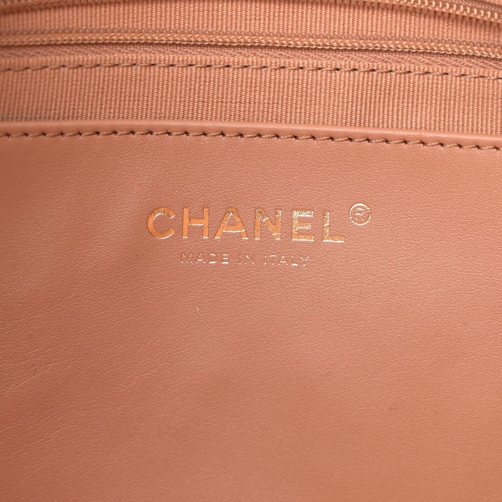 Chanel Shiny Lambskin Quilted Trendy Pockets Hobo Brown