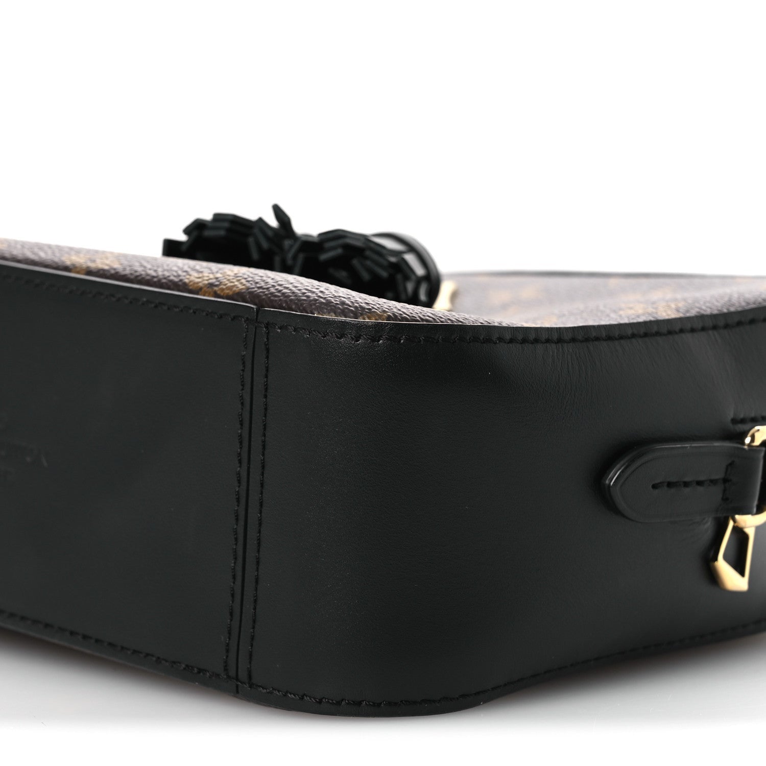 Louis Vuitton Monogram Saintonge Black