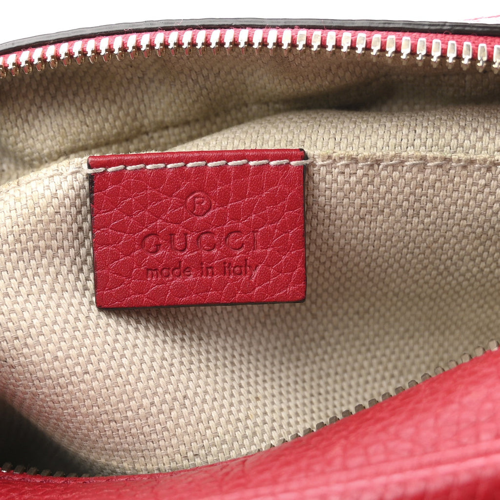 Gucci Pebbled Calfskin Small Soho Disco Bag Tabasco Red