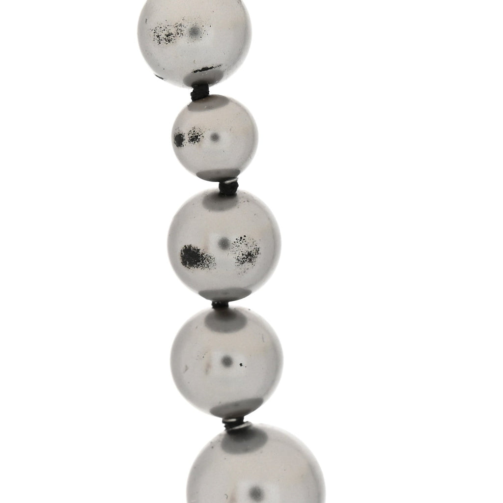 Crystal Baguette Graduated Pearl CC Short Necklace Silver Grey