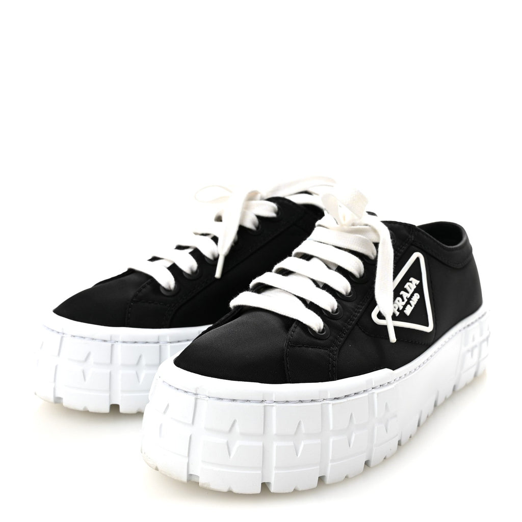 Prada Re-Nylon Gabardine Triangle Logo Double Wheel 50mm Sneakers 38 Black