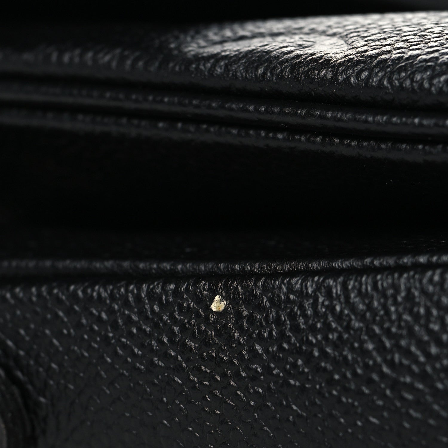 Louis Vuitton Empreinte Pochette Metis Black