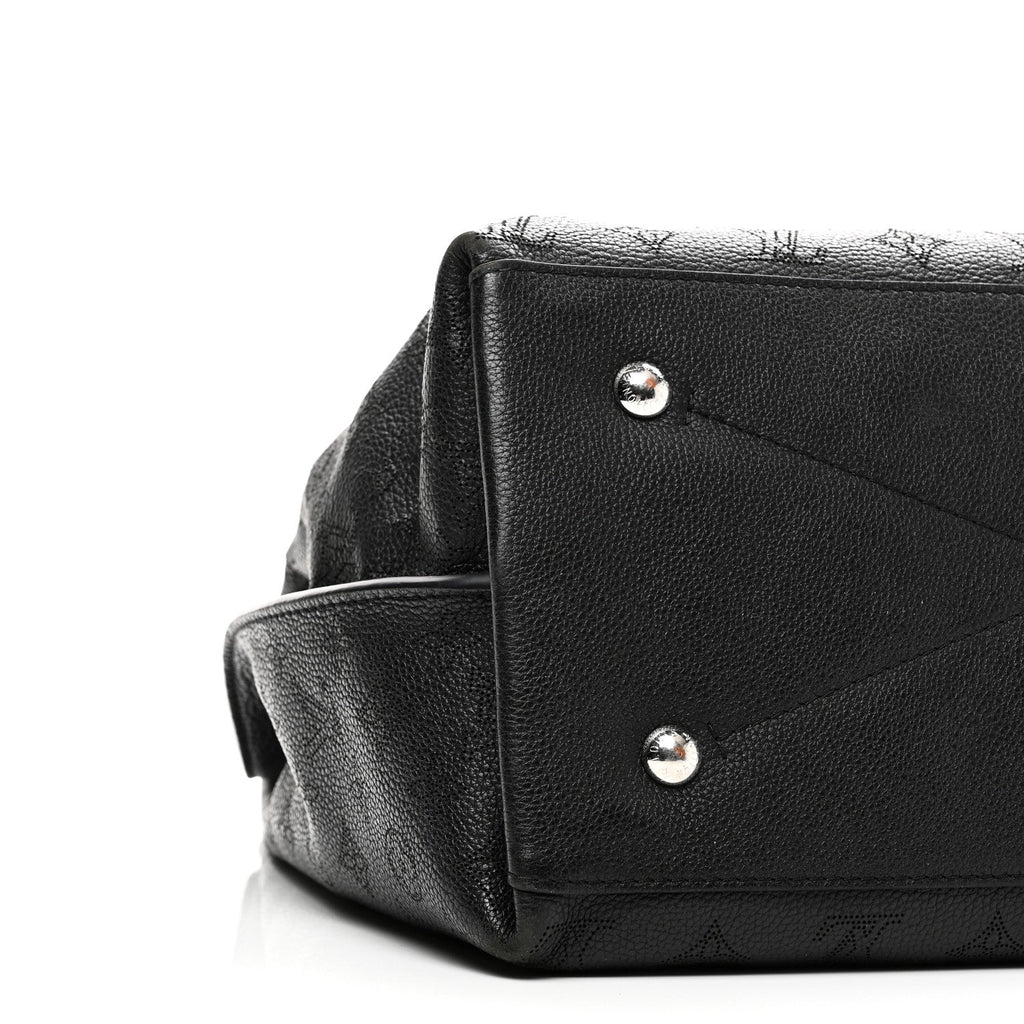 Louis Vuitton Mahina Carmel Hobo Black