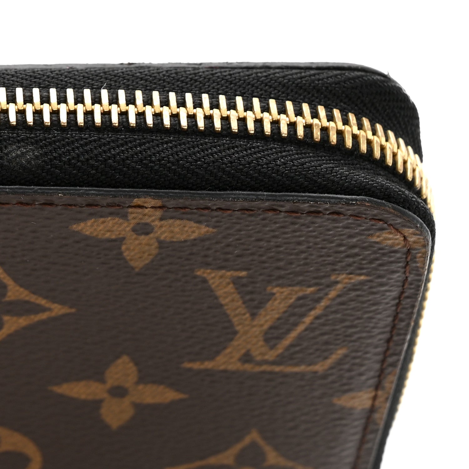 Louis Vuitton Monogram Kabuki Zippy Wallet