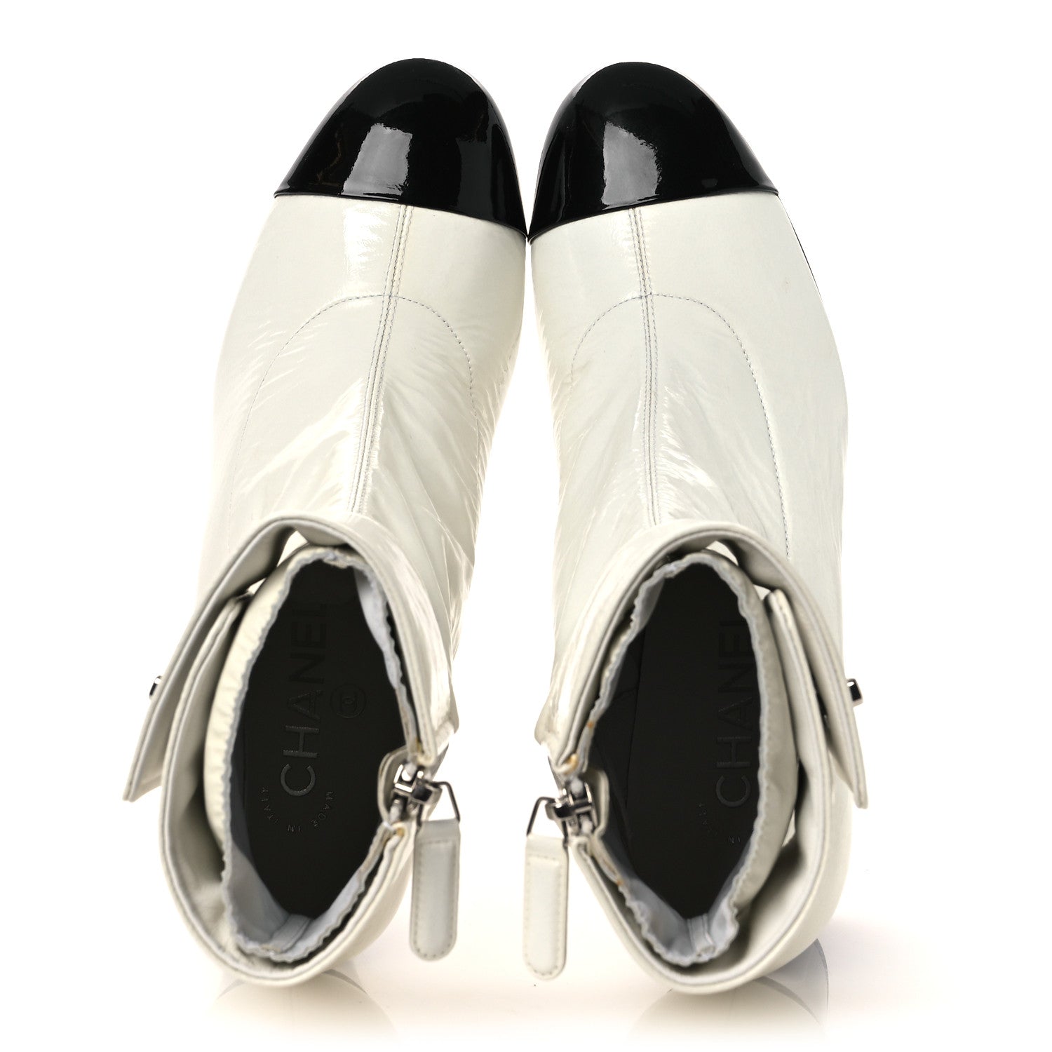 Crumpled Patent Calfskin Cap Toe CC Turnlock Ankle Short Boots 37.5 Ivory Black