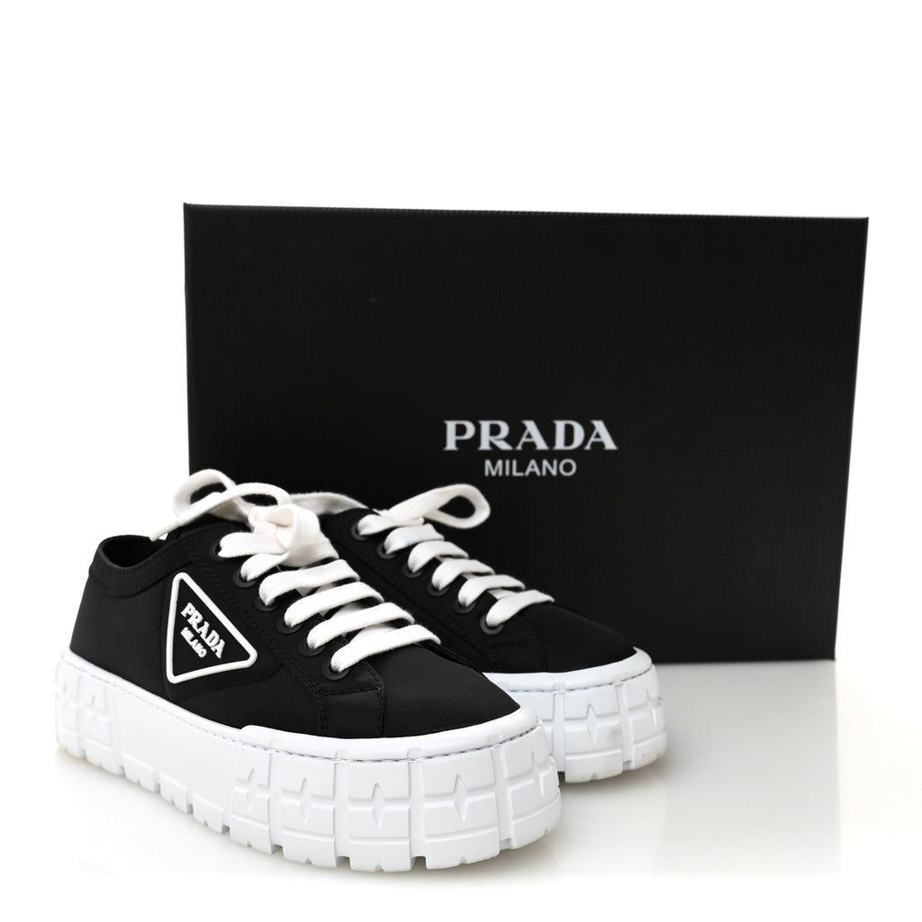 Prada Re-Nylon Gabardine Triangle Logo Double Wheel 50mm Sneakers 38 Black