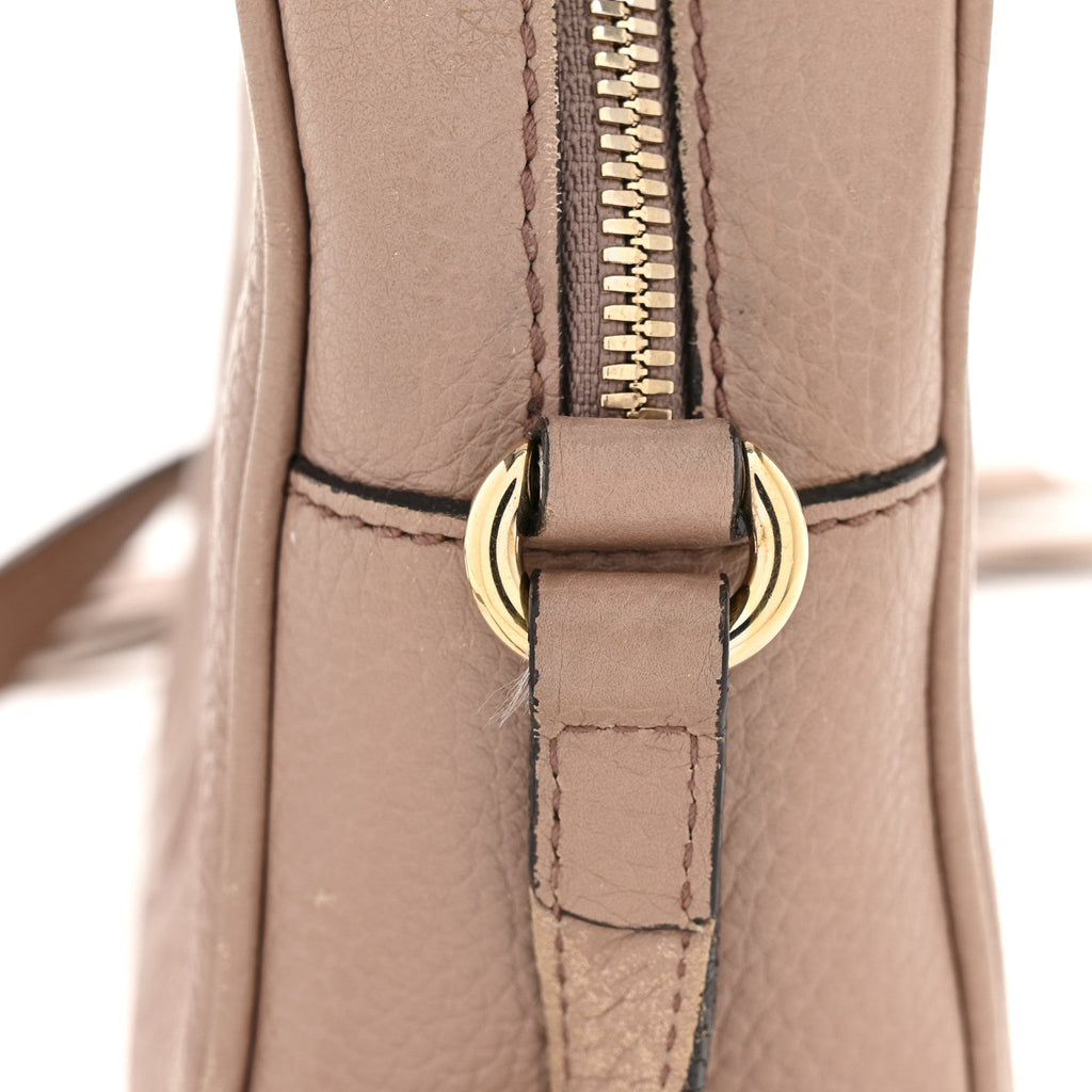 Gucci Pebbled Calfskin Small Soho Disco Bag Rose Beige