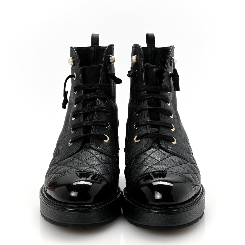 Pearly Calfskin Patent Calfskin Lace Up Combat Boots 37 Black