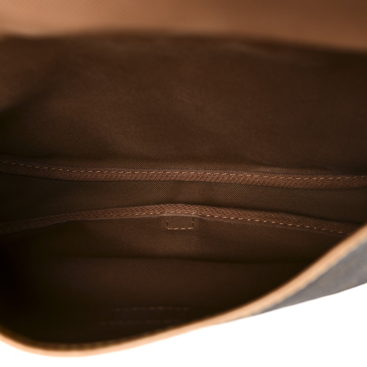 Louis Vuitton Monogram Saumur 30