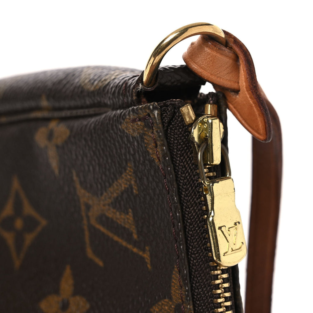 Louis Vuitton Monogram Pochette Accessories