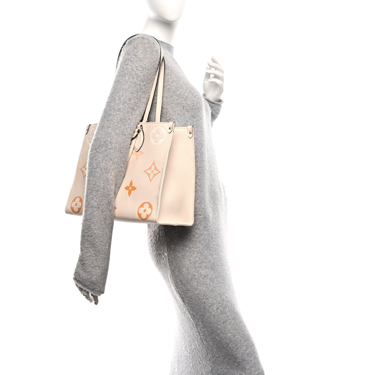 Louis Vuitton Empreinte Monogram Giant By The Pool Onthego MM Cream Saffron