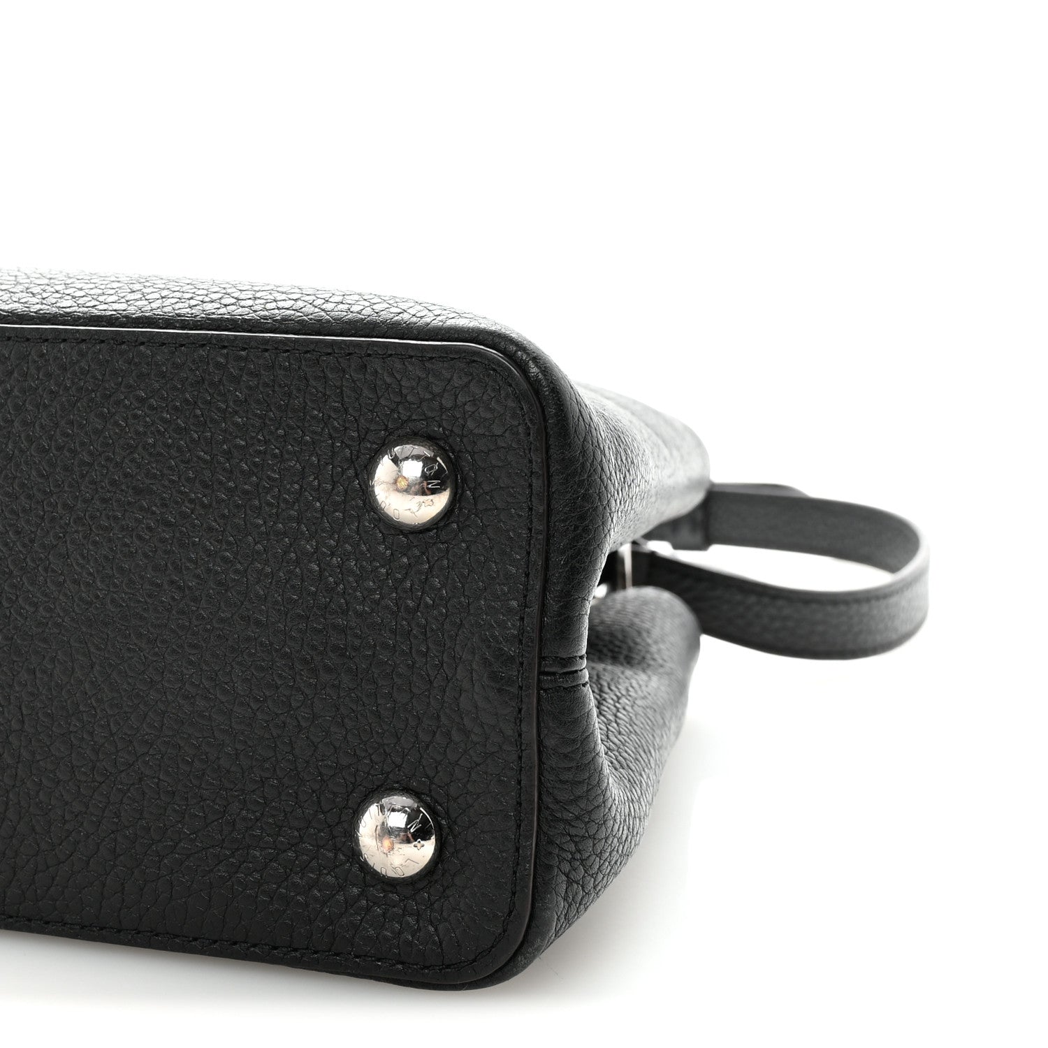 Louis Vuitton Taurillon Capucines PM Black