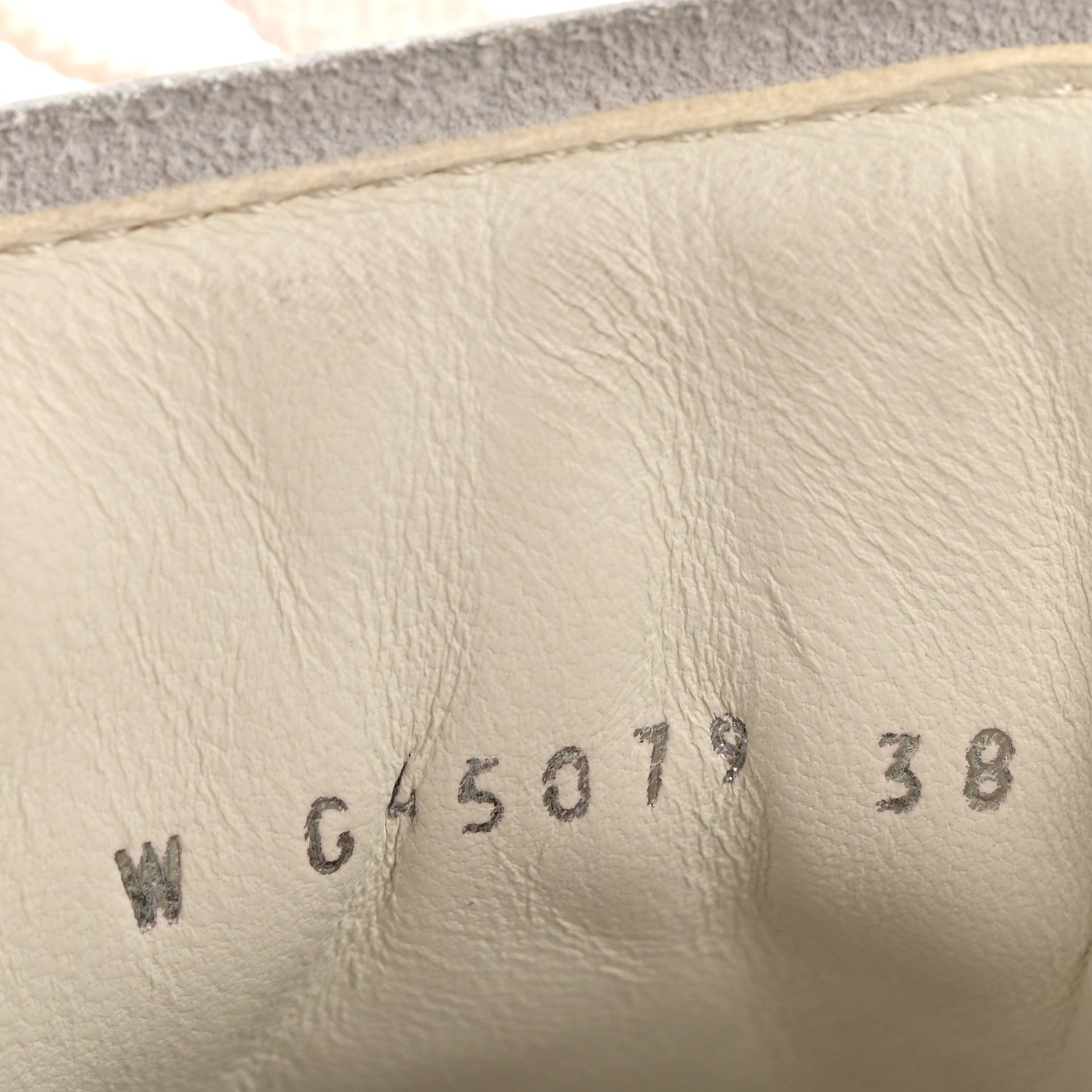Calfskin CC Womens Sneakers 38 White