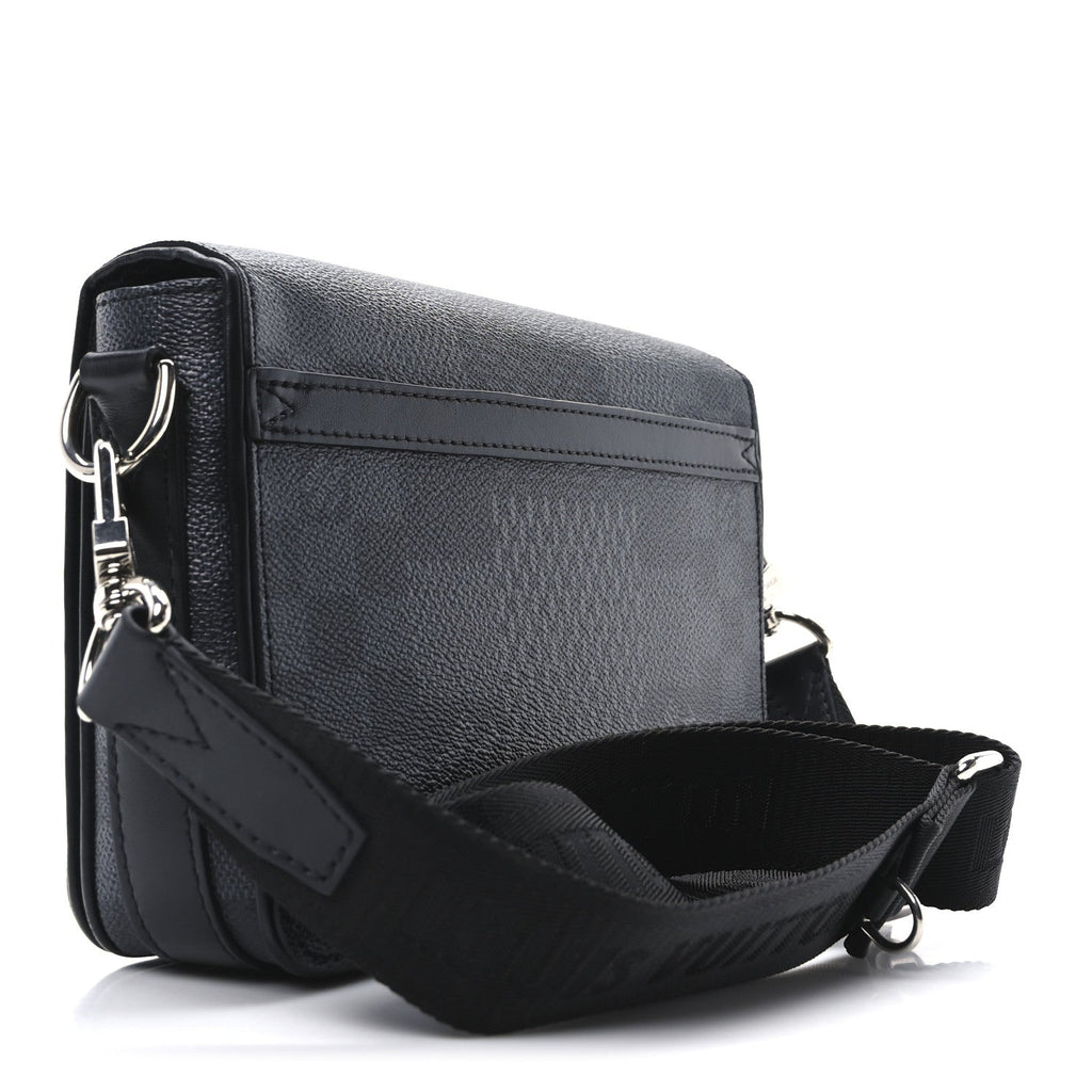 Louis Vuitton Damier Graphite 3D Studio Messenger