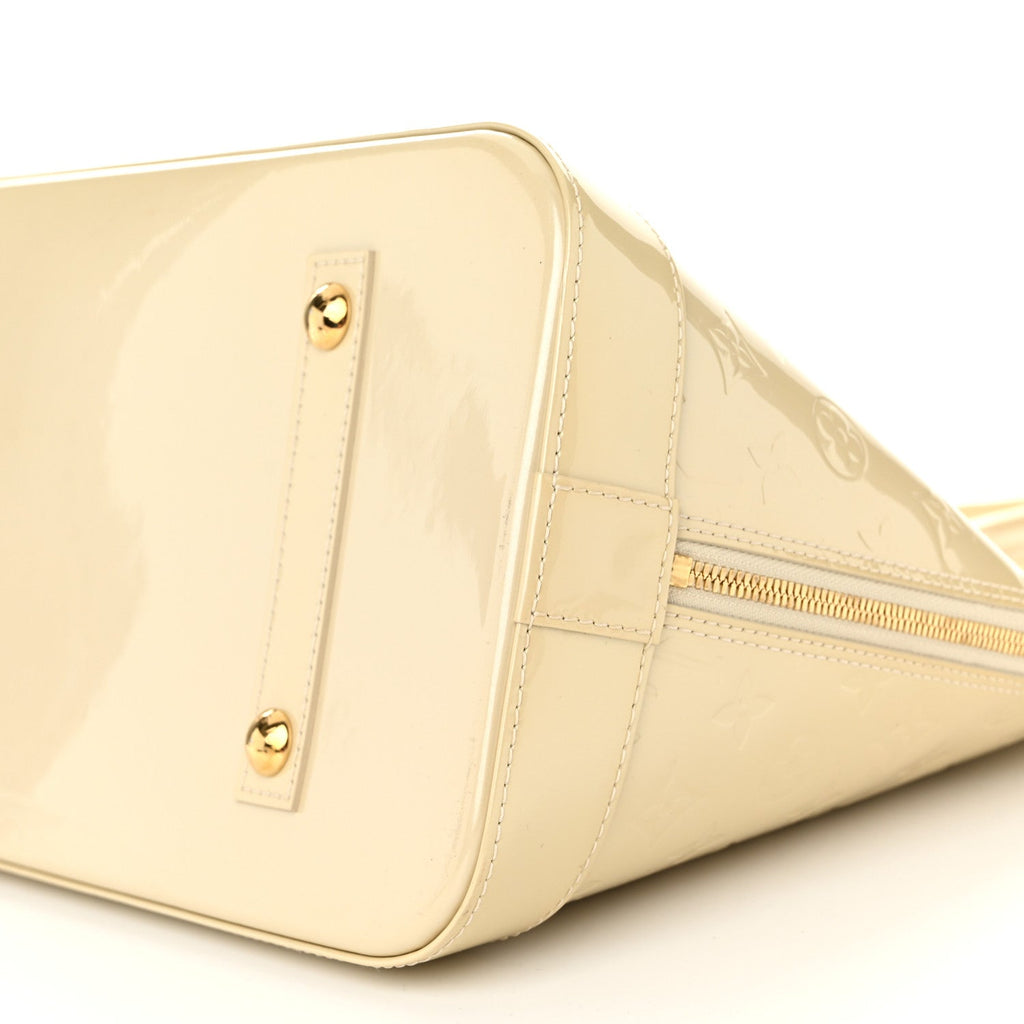 Louis Vuitton Vernis Alma GM Blanc Corail
