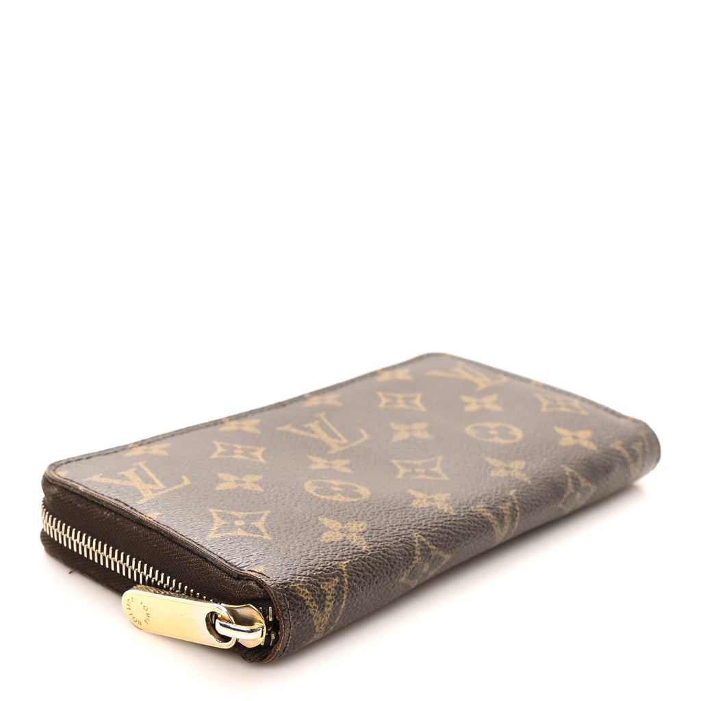 Louis Vuitton Monogram Zippy Wallet