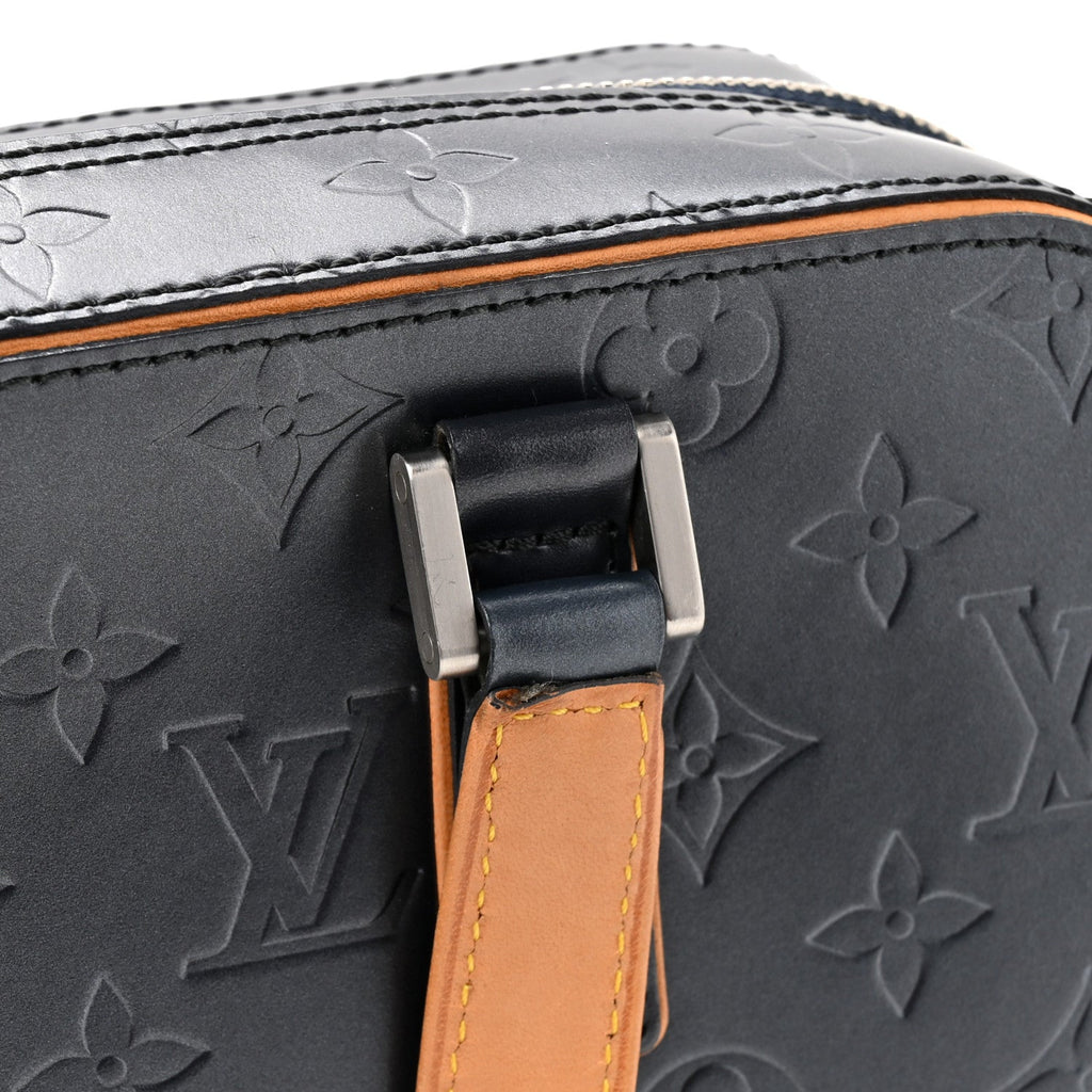 Louis Vuitton Mat Monogram Shelton Black