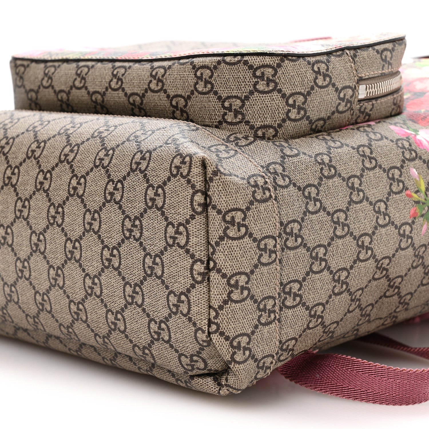 Gucci GG Supreme Monogram Blooms Medium Single Buckle Backpack Beige Multicolor Dry Rose