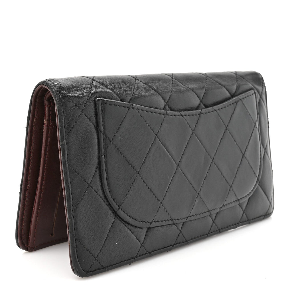 Lambskin Quilted Yen Wallet Black