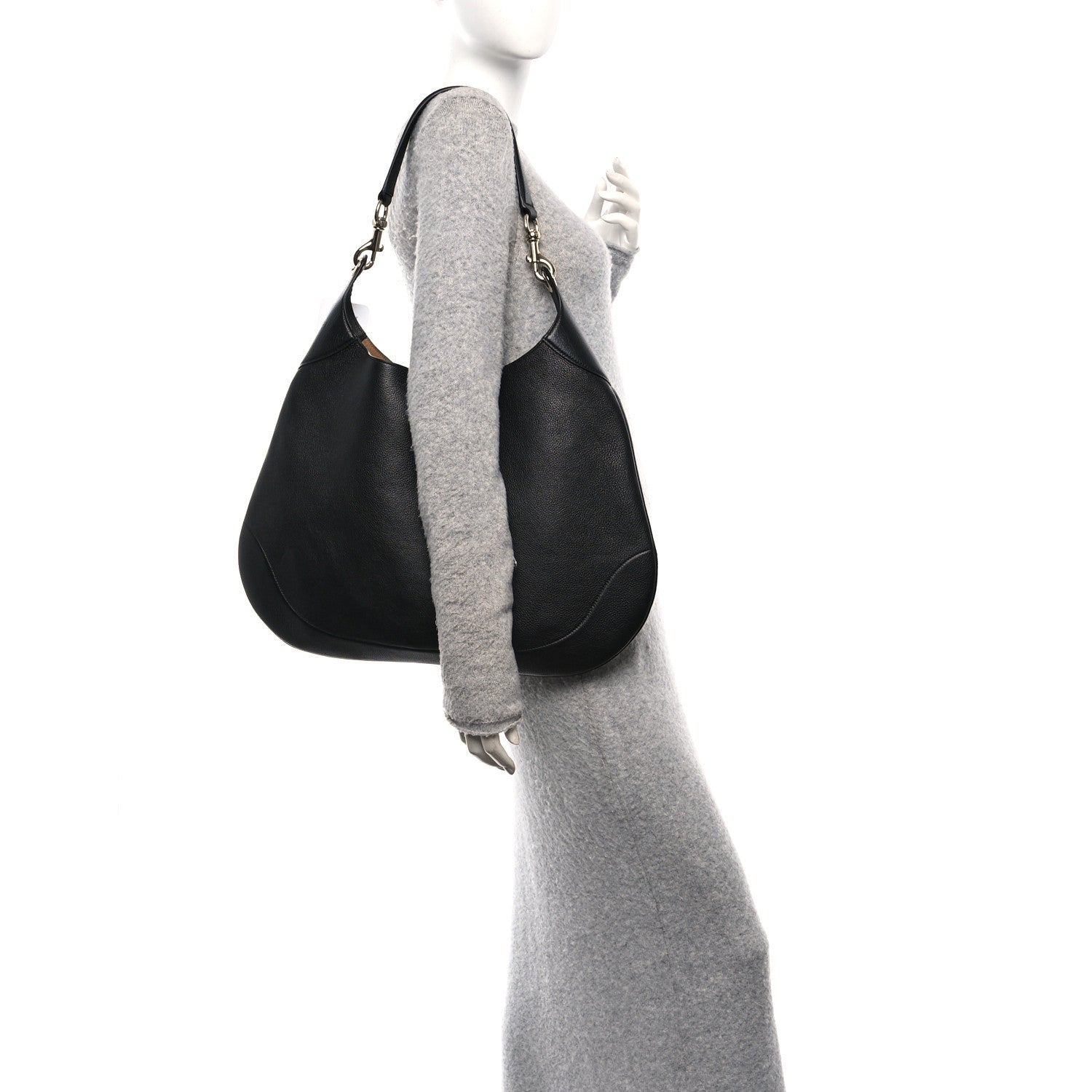Gucci Soft Grained Calfskin Maxi B Hobo Black