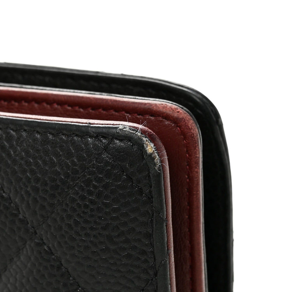 Caviar Quilted Zipped Pocket Wallet Black