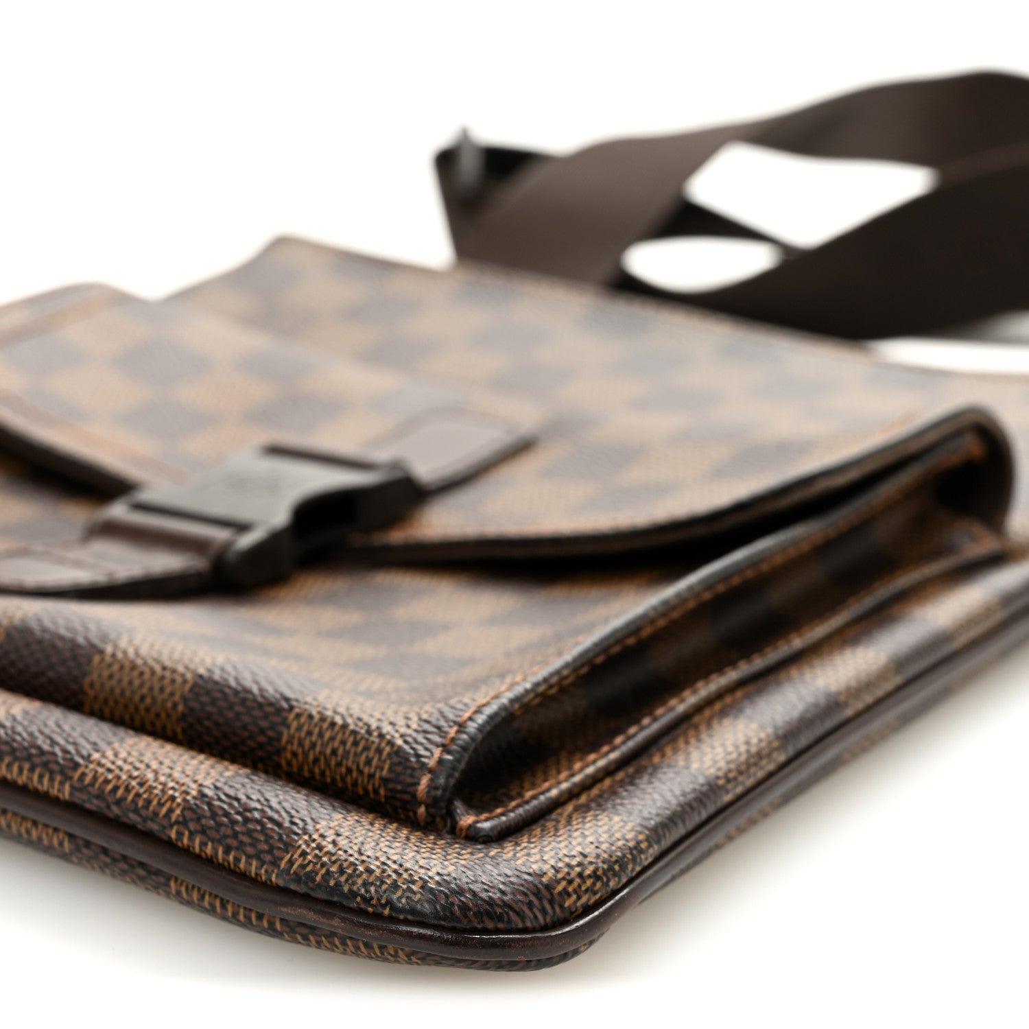 Louis Vuitton Damier Ebene Pochette Melville