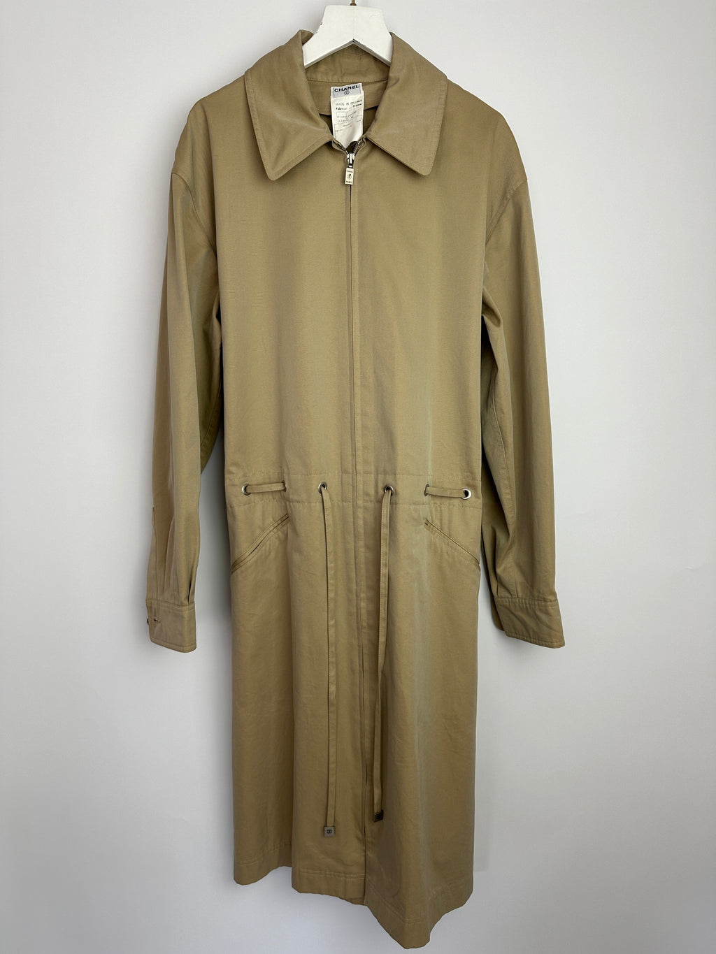 Chanel Vintage 99P Beige Cotton Long Line Belted Trench Coat with Collar and Silver Logo Zip Size FR 40 (UK 12)