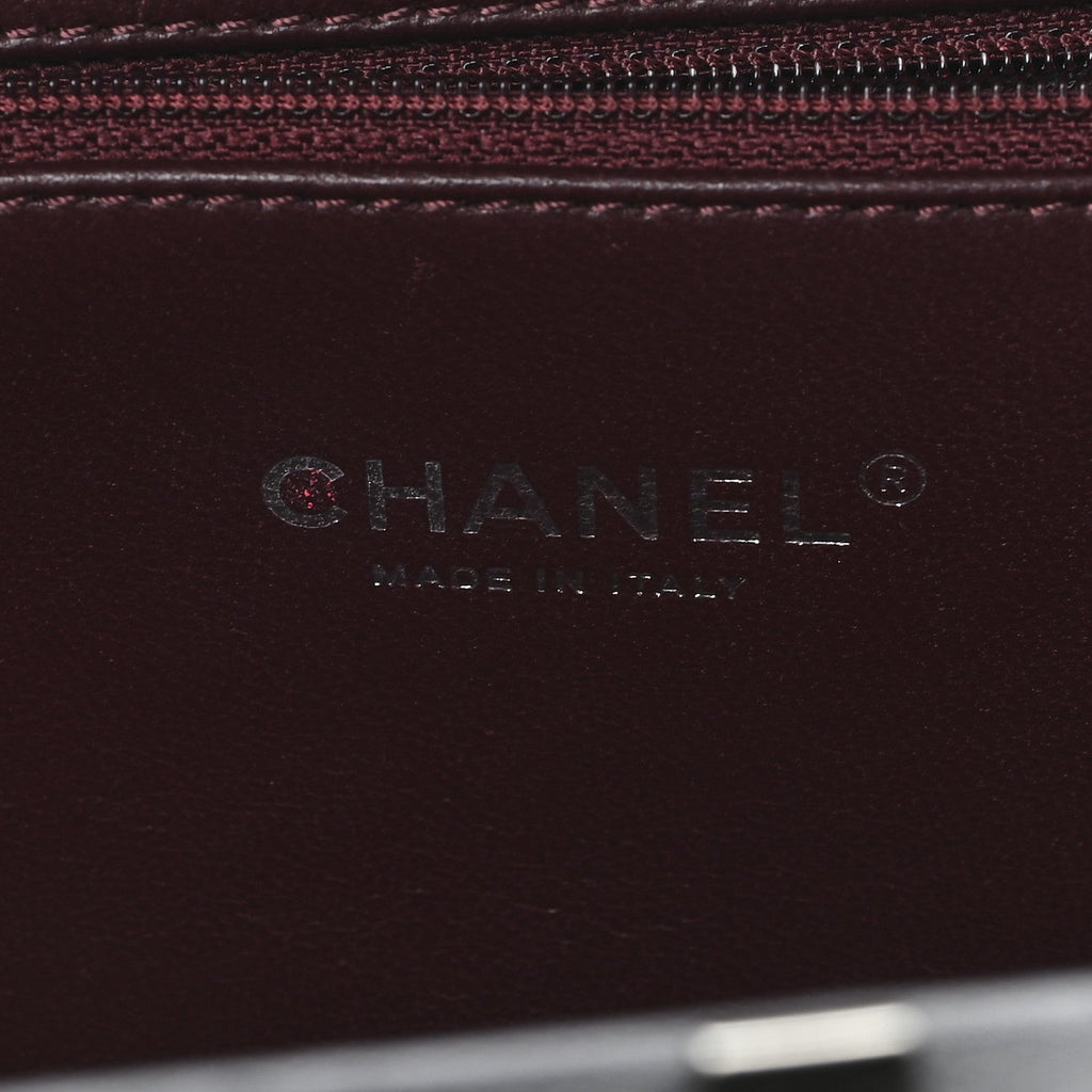 Chanel Lambskin Quilted Kisslock Minaudiere Black