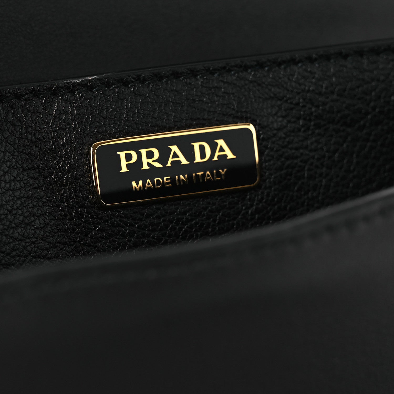 Prada City Calfskin Ostrich Cahier Bag Fuoco Black