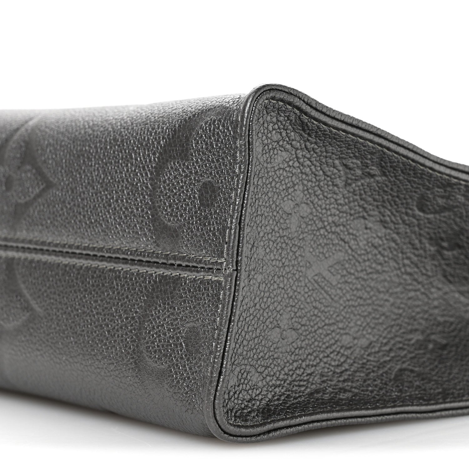 Louis Vuitton Empreinte Monogram Giant Onthego PM Gun Metal