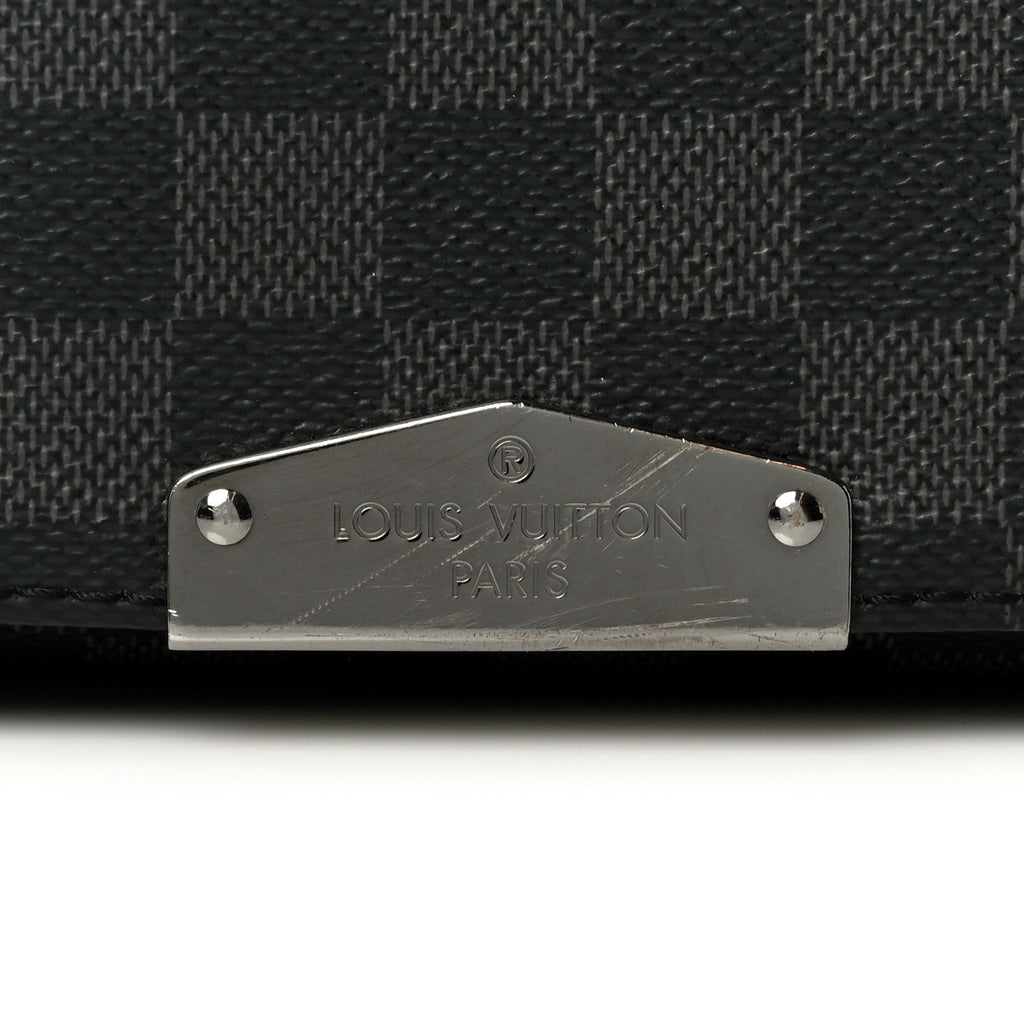 Louis Vuitton Damier Graphite District PM