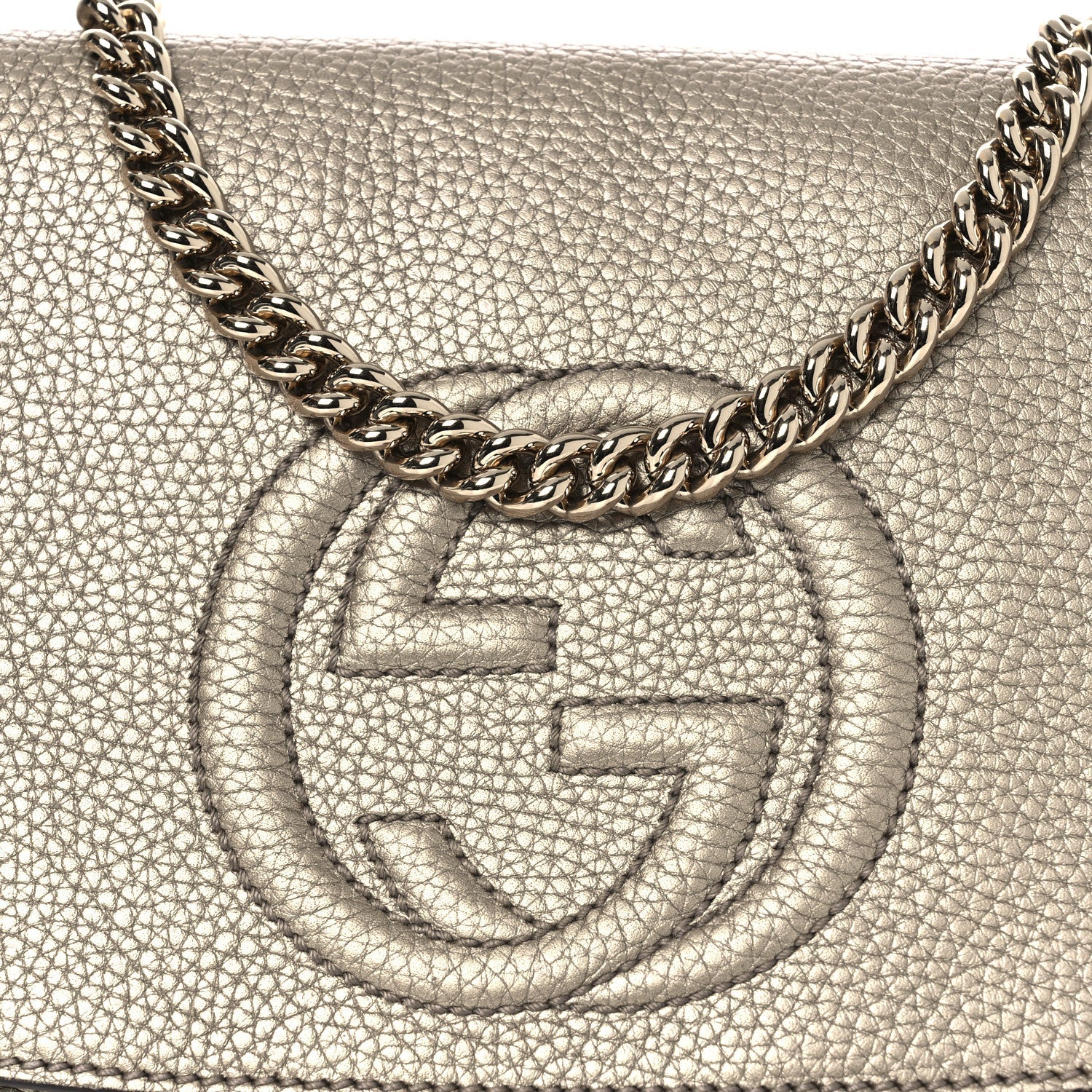 Gucci Metallic Pebbled Calfskin Medium Soho Flap Crossbody Golden Beige