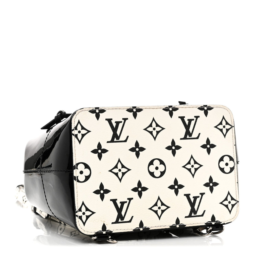 Louis Vuitton Patent Monogram Hot Springs Backpack Black White