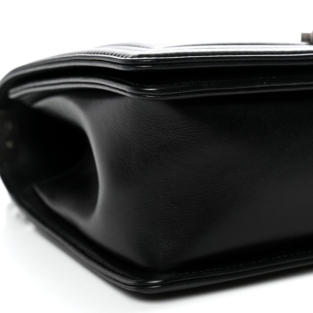 Chanel Lambskin Quilted Medium Boy Flap Black