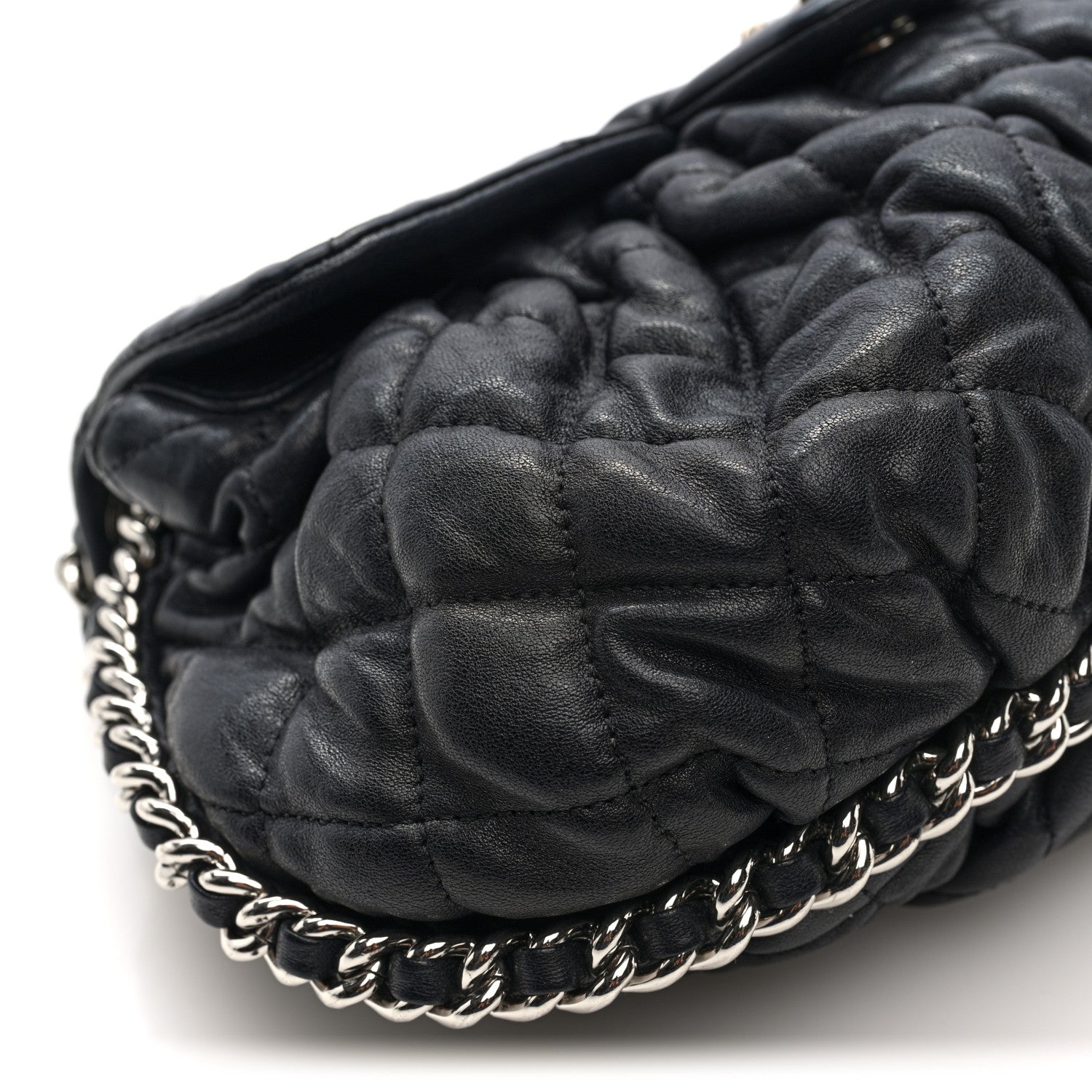Chanel Washed Lambskin Quilted Medium Chain Around Messenger Black