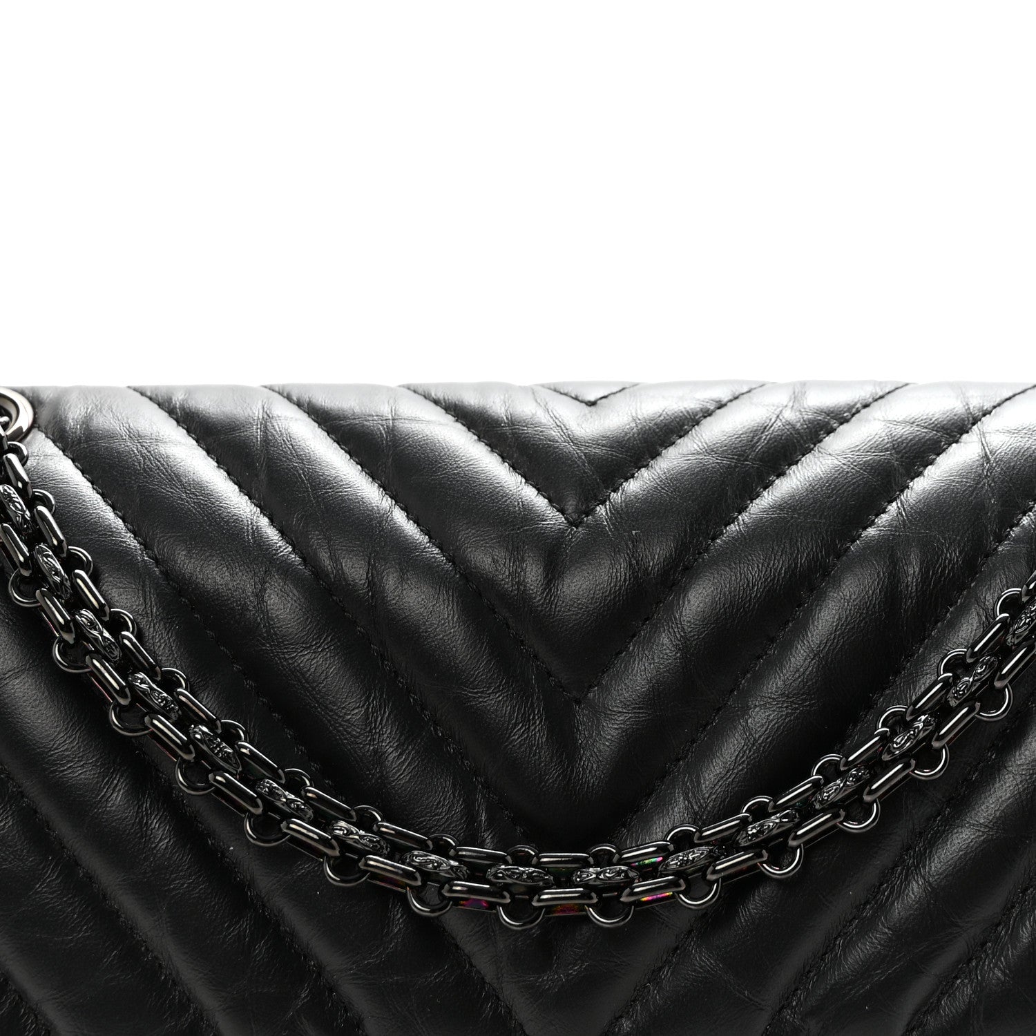 Chanel Aged Calfskin Chevron Quilted 2.55 Reissue 225 Flap So Black